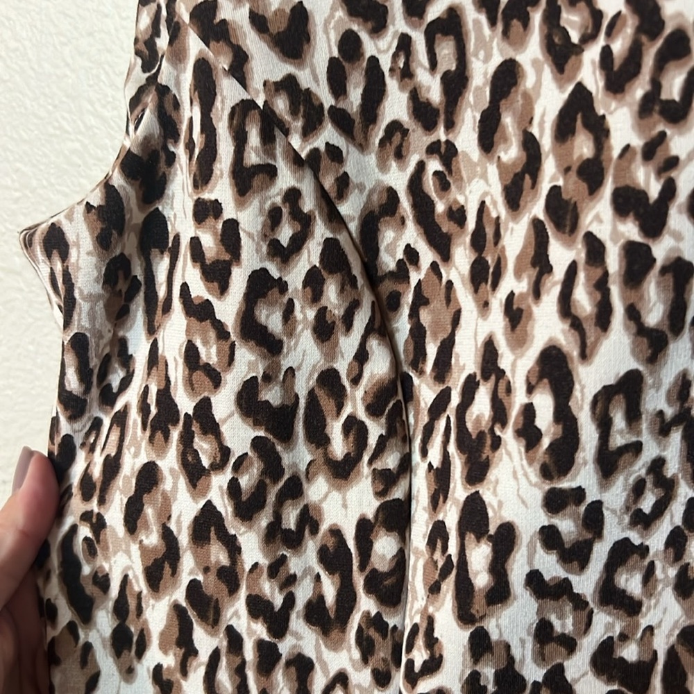 Chico’s Leopard animal Print Sleeveless Dress animal print comfort fun - Picture 7 of 8